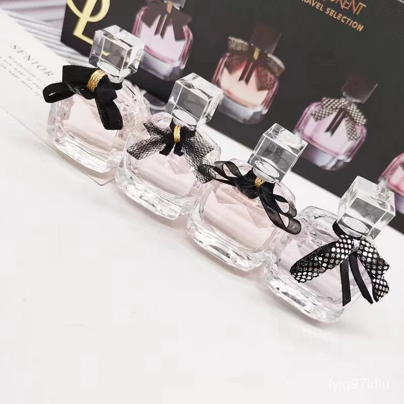 YSL Mon Paris Travel Selection (4 in a set) (7.5ml each)