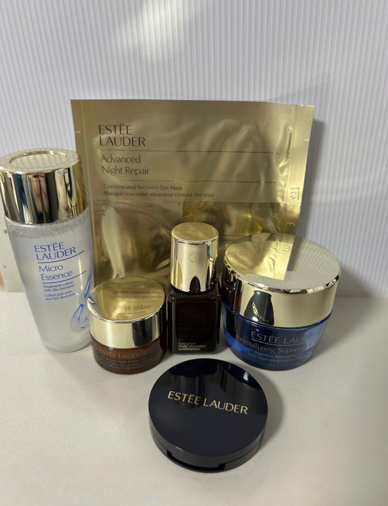 Estée Lauder Travel Set